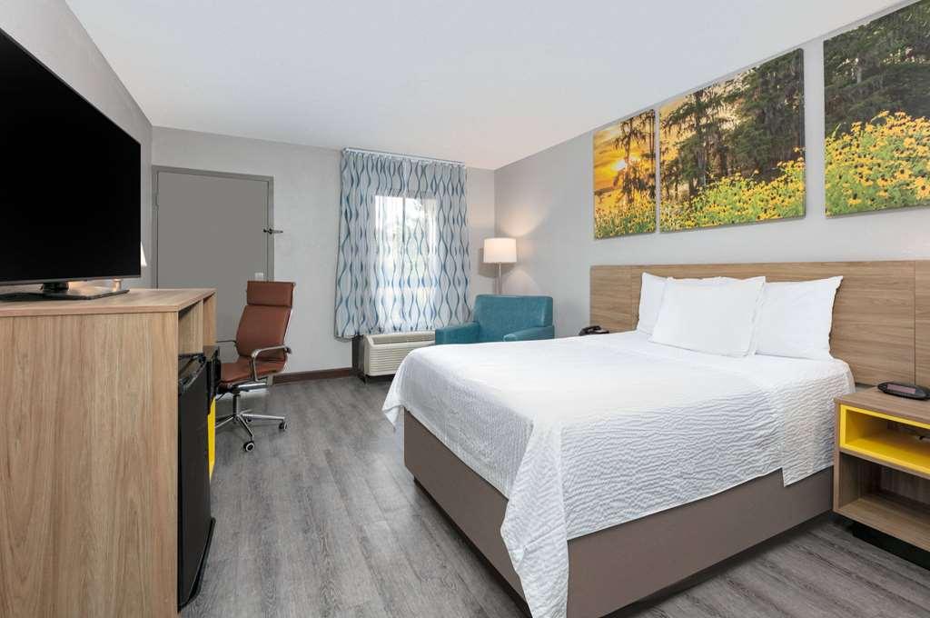 Days Inn By Wyndham Greenville Ms Ruang foto