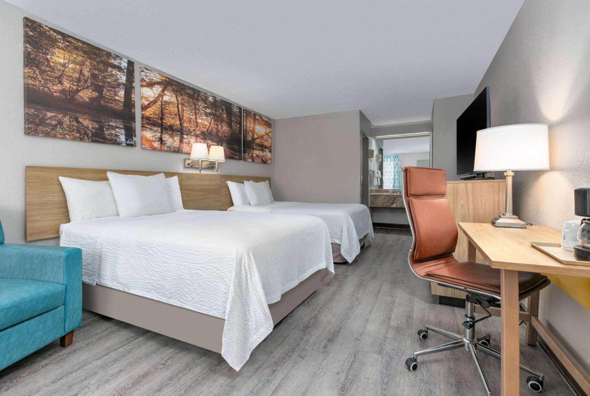 Days Inn By Wyndham Greenville Ms Bagian luar foto